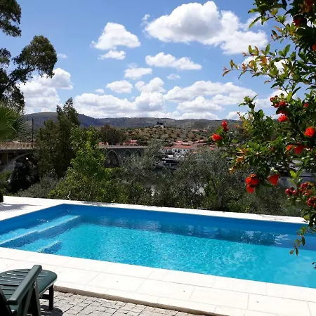 Quinta Da Ponte منزل ريفي Barca d'Alva