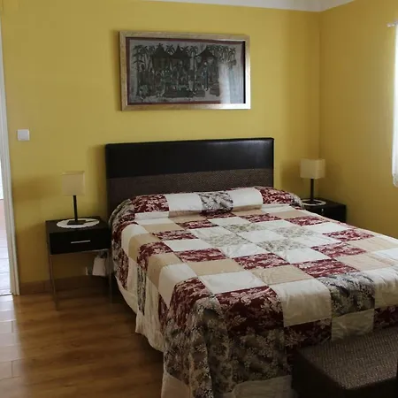 Quinta Da Ponte Country house *
